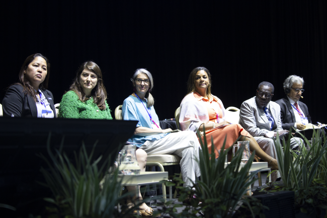 Elaine Lucero, Ecowaste Coalition, Philippines; Jodie Roussell, Senior Public Affairs Manager, Packaging & Sustainability, Nestlé;  Trisia Farrelly, Associate Professor, Massey University, New Zealand; Erica Nunez, Programme Officer Plastics, Ocean Foundation; Oliver Boachie, Special Advisor to the Minister of Environment, Science, Technology and Innovation, Ghana