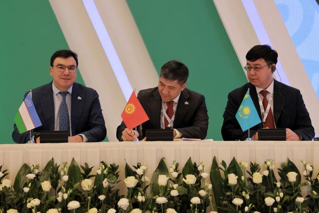 •	Kyrgyzstan, Kazakhstan and Uzbekistan signed the Memorandum of Understanding on the Conservation of Migratory Birds of Prey in Africa and Eurasia